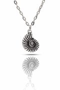 Spiral Mini Salyangoz Figür Kolye Kabartmalı
